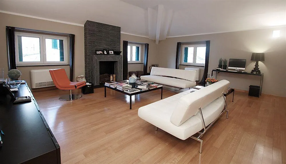 Quarto Piano Rooms Genoa 2*,  Italy
