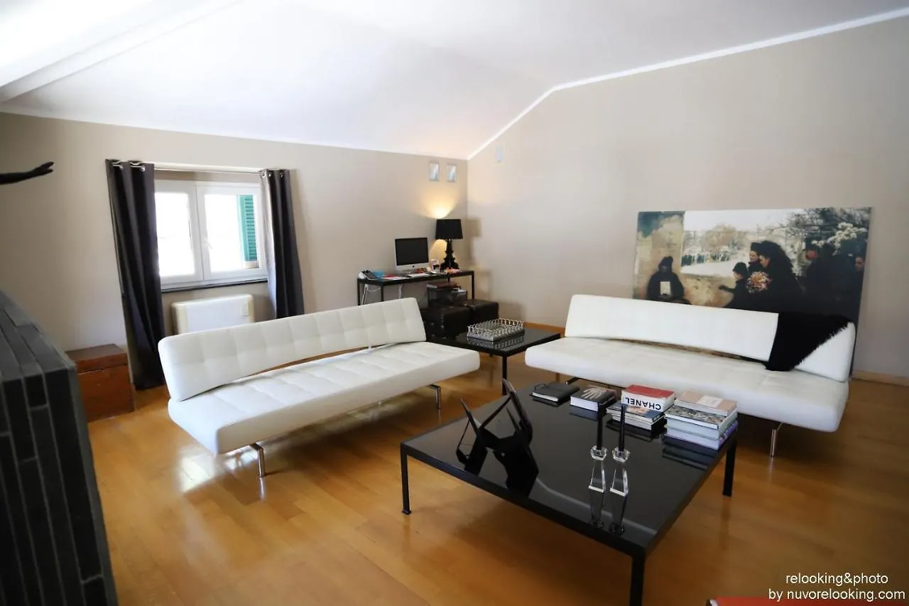 ** Guest house Quarto Piano Rooms Genoa Italy